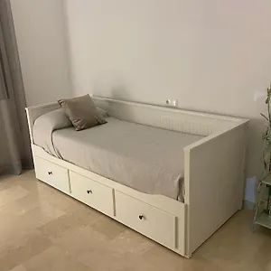 3 Bed With Pool And Parking Apartamento
